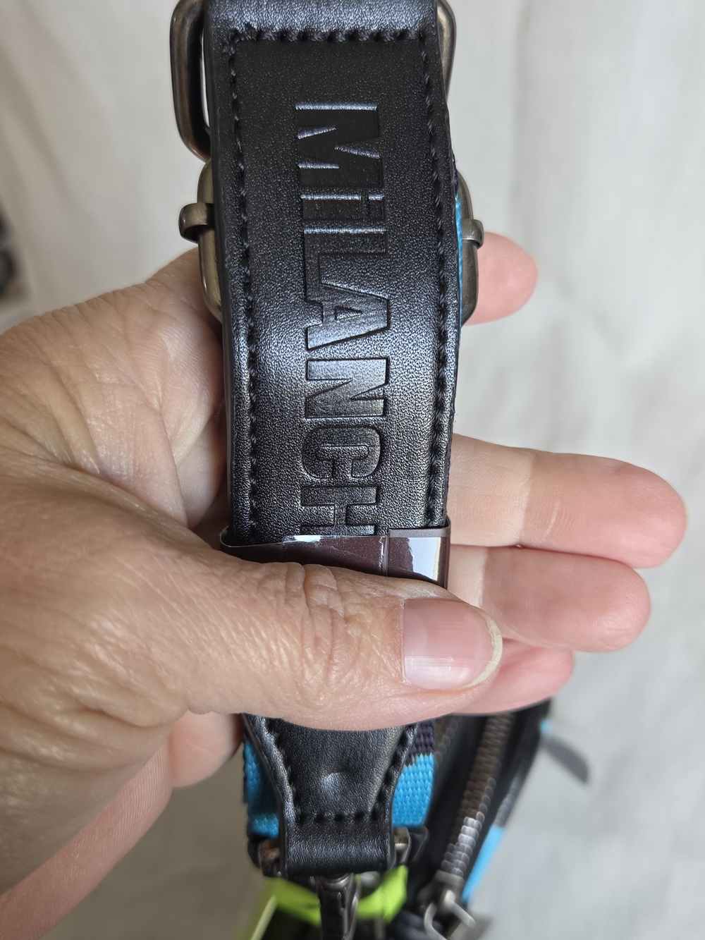 Milan Chiva Sling Bag/Crossbody/Chest Bag - Picture 3 of 9
